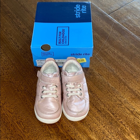 stride rite shoes for baby learning to walk
